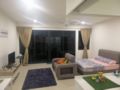 DHP COZY HOME TREFOIL 1 SETIA ALAM 3pax WIFI ホテル詳細