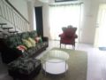 ERIKA HOMESTAY PUNCAK ALAM ホテル詳細