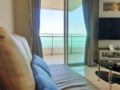 Excquisite 2 Bedroom Seaview Suite Gurney Drive ホテル詳細