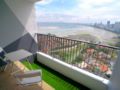 Gurney Seaview Condo With Balcony ホテル詳細