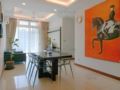 Homely 2 bedrooms apartment with HUGE balcony ホテル詳細