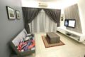 Homestay Near TBS,ERL,KTM,LRT FREE WIFI ホテル詳細