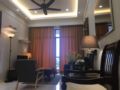 Homey Apartment Luxurious Deco,Near Mahkota Parade ホテル詳細