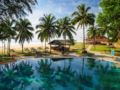 Legend Cherating Beach Resort ホテル詳細