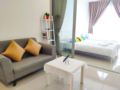 LUX Studio Suite, 3 Pax, 10 mins to IOI City Mall ホテル詳細