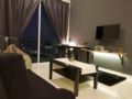 Puchong 10 Pax IOI Mall Cozy Apartment Skypod ホテル詳細