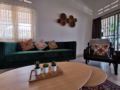 Seremban Semi-D Bohemian Style with the Loft ホテル詳細