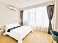 Suites Above Mall/Near Airport /Free Parking/5 Pax ホテル詳細