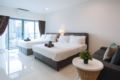 SUMMER SUITES 2 Beds Netflix KLCC S5 ホテル詳細