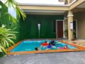 Suria Homestay 5 Bedroom House with Private Pool ホテル詳細