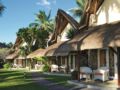 La Pirogue A Sun Resort ホテル詳細