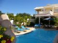 Villa Kondelyabr with a pool in Flic en Flac ホテル詳細