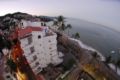 Emperador Vallarta Beachfront Hotel and Suites ホテル詳細