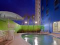 Holiday Inn Express & Suites Toluca Zona Aeropuerto ホテル詳細