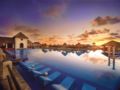 Now Sapphire Riviera Cancun Resort And Spa - All Inclusive ホテル詳細