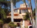 Villa Corona del Mar Hotel and Bungalows ホテル詳細