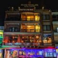 Grand Shivalaya Hotel And Restro ホテル詳細