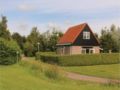 Three-Bedroom Holiday Home in Woudsend ホテル詳細