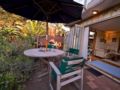 Bethells Beach Cottages ホテル詳細