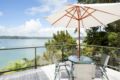 Cedar Lodge - Bay Of Islands Holiday Homes ホテル詳細