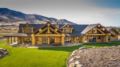 Spectacular log home set by the Clutha River. ホテル詳細