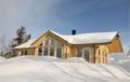 Four-Bedroom Holiday Home in Evje ホテル詳細