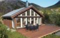 Two-Bedroom Holiday home with Sea View in Bøstad ホテル詳細