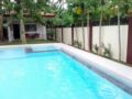 Alona Studio Bungalow with your own private pool. ホテル詳細