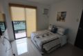 Attractive Riverside 3 Bedroom Unit w/ Balcony ホテル詳細