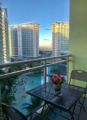 Azure Luxury Beachview 1BR Suite by VacationsPH ホテル詳細