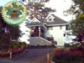 Camp John Hay Baguio Family Vacation Home G5 ホテル詳細