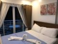 Cozy 2BR condo near golf course and attractions ホテル詳細