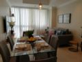 EVP Modern Minimalist 2 Bedroom Robinsons Place ホテル詳細