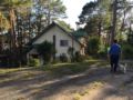 Family Cottage Under Pine Trees, Mountain Views ホテル詳細