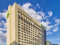 Holiday Inn & Suites Makati ホテル詳細