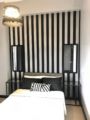 Modern minimalist two bedroom condominium unit ホテル詳細