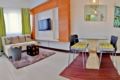Modern Zen Home close to Ayala and SM Cebu Mall ホテル詳細