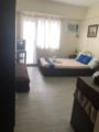 Quiet and relaxing condo unit at Amaia Steps Sucat ホテル詳細