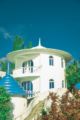 SHRV,Rondo house facing stupendous tingko beach ホテル詳細