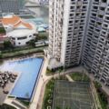 Solemare Parksuites Condominium - Condo R Us ホテル詳細