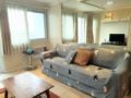 Spacious Modern Apartment near Burgos Circle BGC ホテル詳細