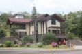 Tagaytay canyon woods house ホテル詳細