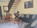 Unit J-5, 2BR House Tagaytay Hampton Villa ホテル詳細