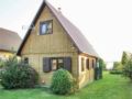 Two-Bedroom Holiday Home in Nowe Warpno ホテル詳細