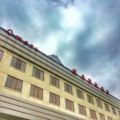 Hotel Kavkaz ホテル詳細