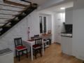 Stone wall apartments Izola ホテル詳細