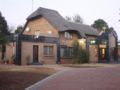 Global Village Guesthouse Midrand ホテル詳細