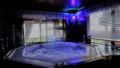 Houtbosch bay honeymoon suite with jacuzzi ホテル詳細