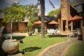 Ikwekwezi Guest Lodge and Conference Centre ホテル詳細