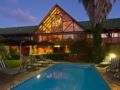 Knysna Log-Inn Hotel ホテル詳細